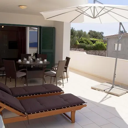 Sol Apartment *